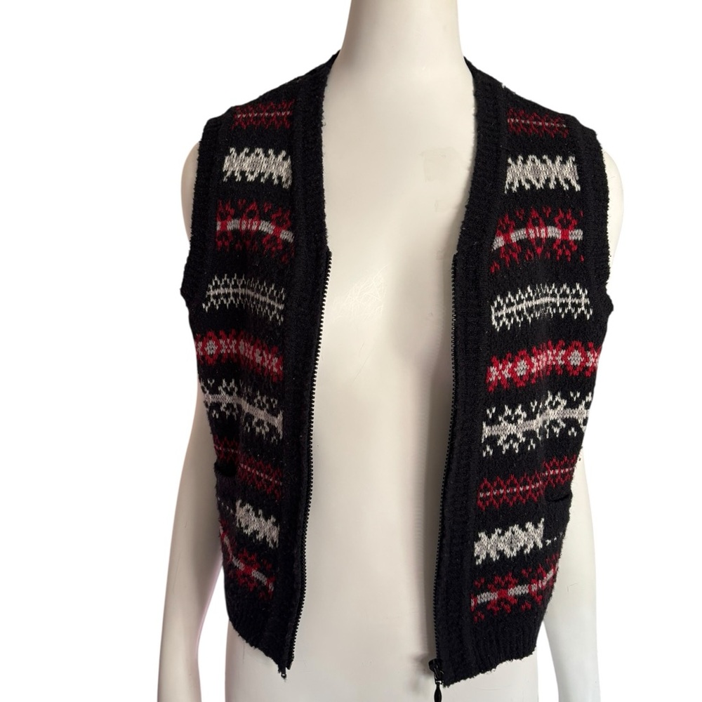 Vintage Nordic Knit Vest Full Zip Sweater Black Red White‎ Fair Isle Sleeveless - Picture 7 of 11